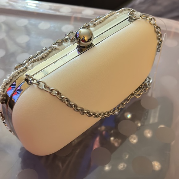 Aldo sequin clutch - Picture 2 of 8